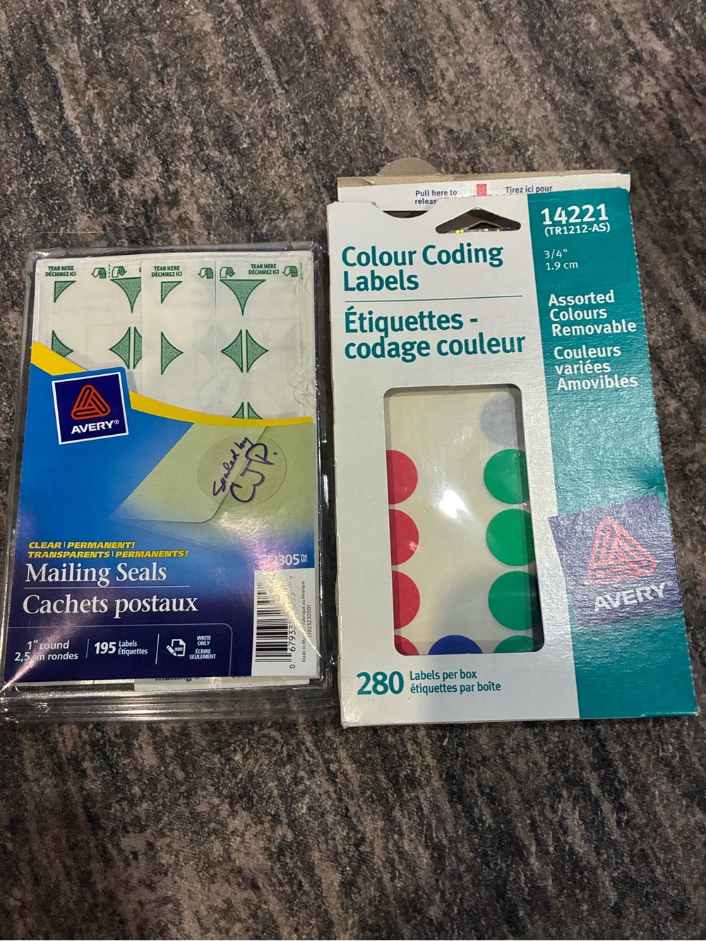 Avery Colour Coding Dot Labels Assorted Red Green Blue